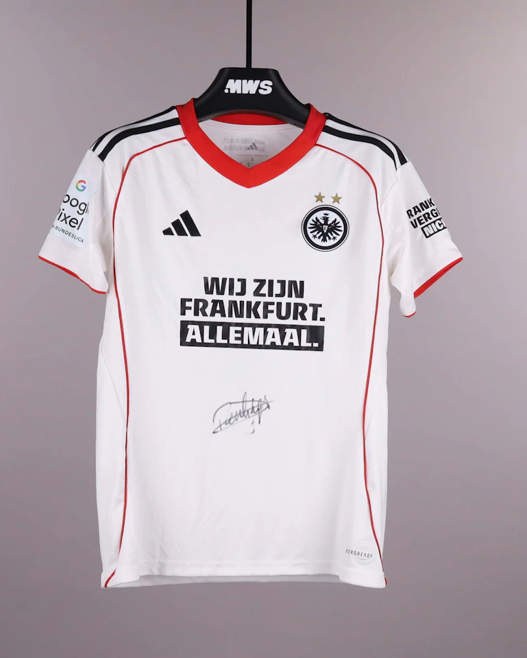 Jarne Teulings Eintracht Frankfurt W shirt