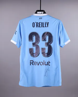 来自Manchester City的Nico O'Reilly球衣