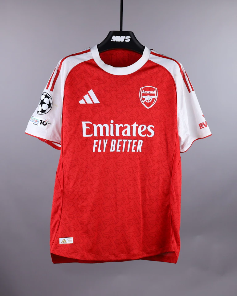 Viktor Gyökeres Arsenal shirt