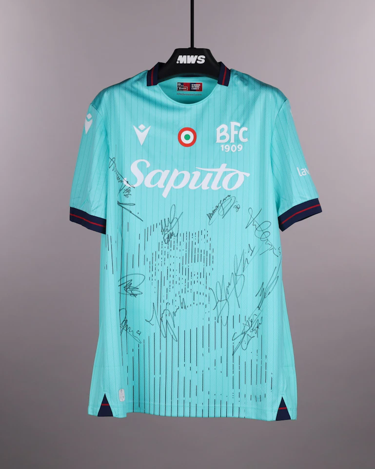 Squad Signed Shirt