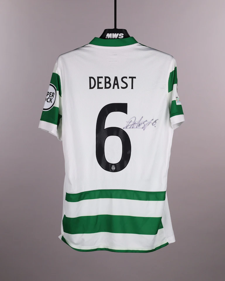 Zeno Debast Sporting CP shirt