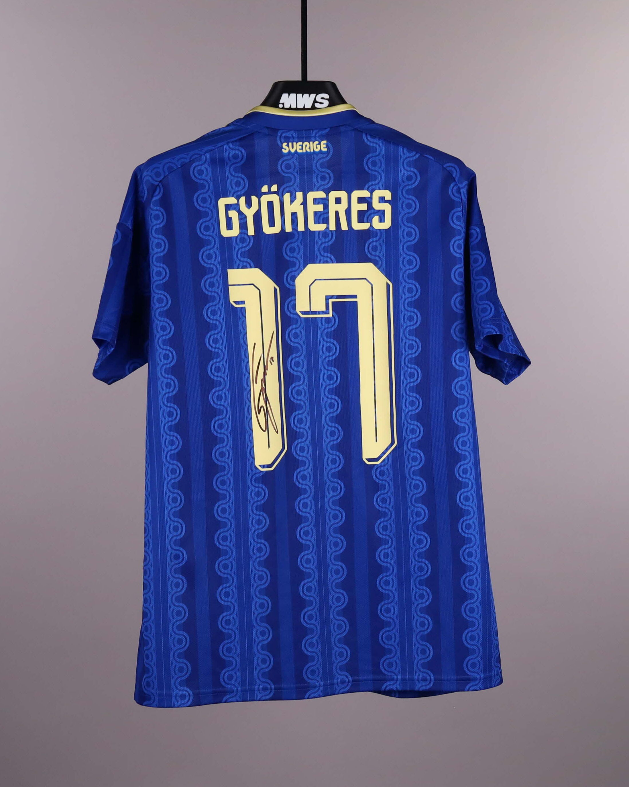 Viktor Gyökeres | Ukraine - Sweden | MatchWornShirt