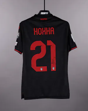 Arbër Hoxha Albania のシャツ