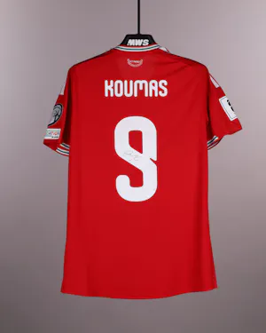 Camisola de Lewis Koumas, Wales