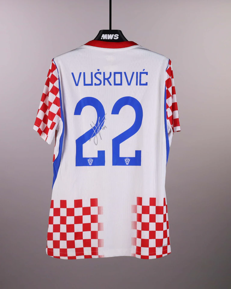 来自Croatia的Luka Vušković球衣
