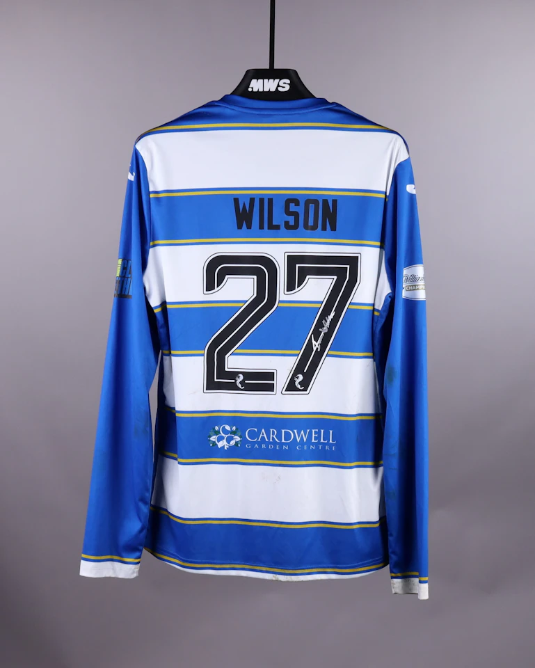 来自Greenock Morton的Iain Wilson球衣