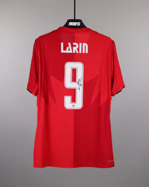 Cyle Larin Canada camisa.