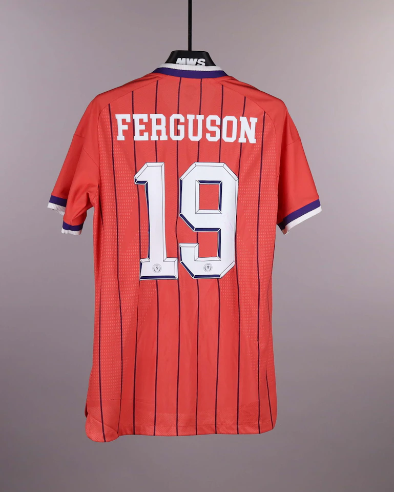 来自Scotland的Lewis Ferguson球衣