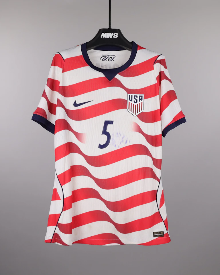 Camisola de Antonee Robinson, United States