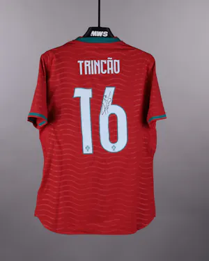 来自Portugal的Francisco Trincão球衣