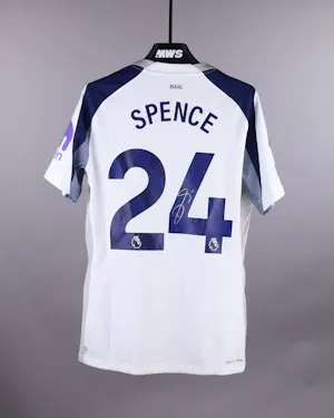 来自Tottenham Hotspur的Djed Spence球衣