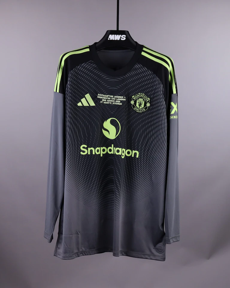 Kevin Pilkington Manchester United jersey