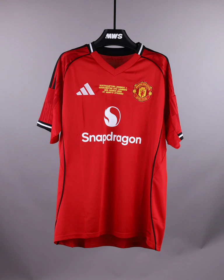 来自Manchester United的Louis Saha球衣