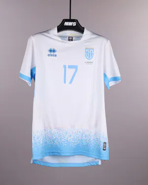 来自San Marino的Alessandro Golinucci球衣