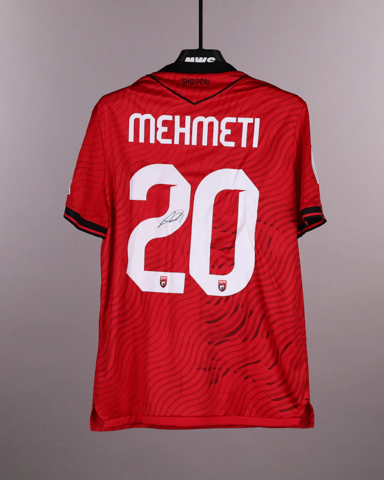 Albania 팀의 Anis Mehmeti 셔츠