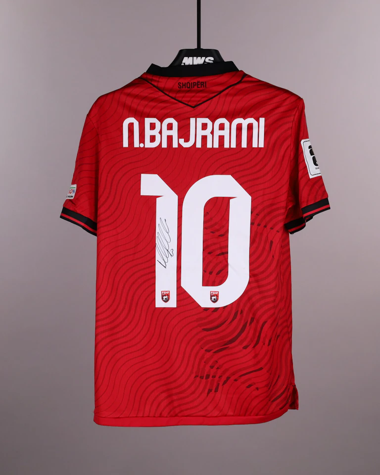 Albania 팀의 Nedim Bajrami 셔츠