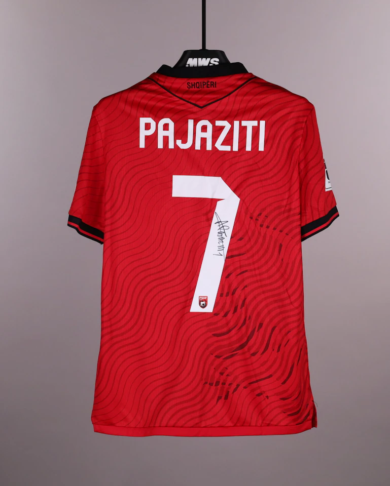 Camiseta Adrion Pajaziti Albania