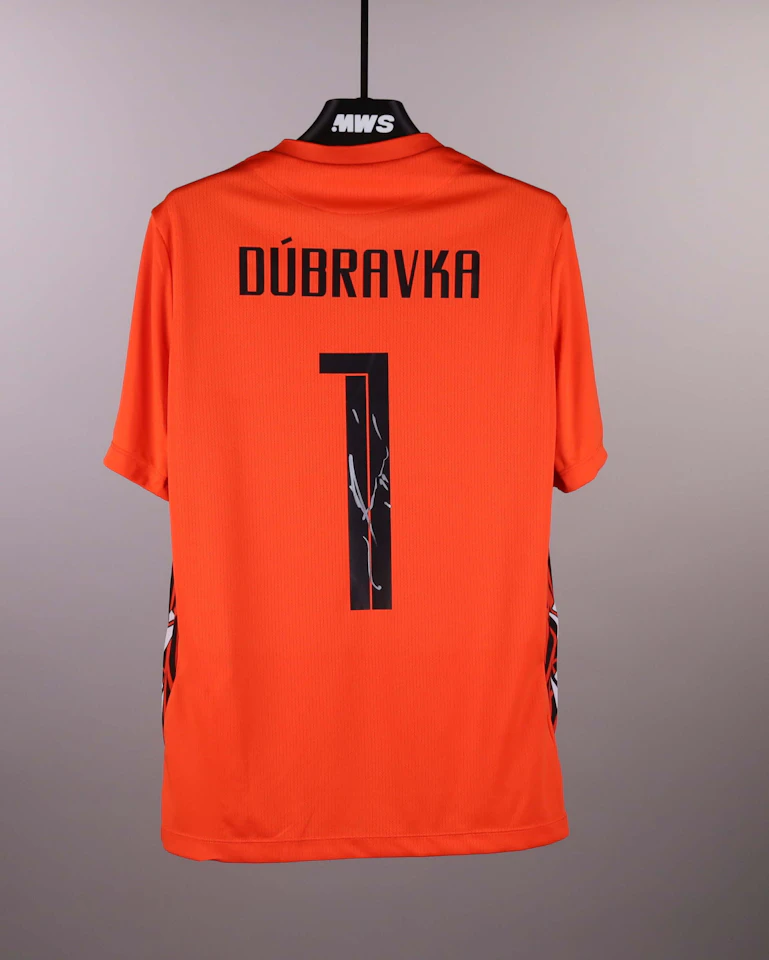 来自Slovakia的Martin Dúbravka球衣