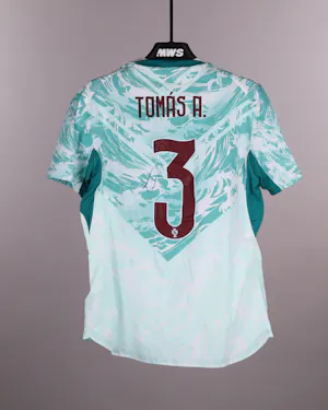 Portugal 팀의 Tomás Araújo 셔츠
