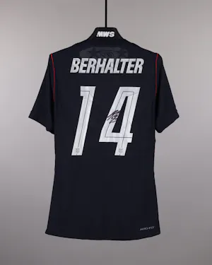 Sebastian Berhalter United States のシャツ