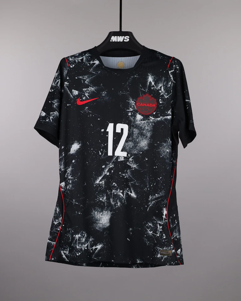 Camiseta Tani Oluwaseyi Canada