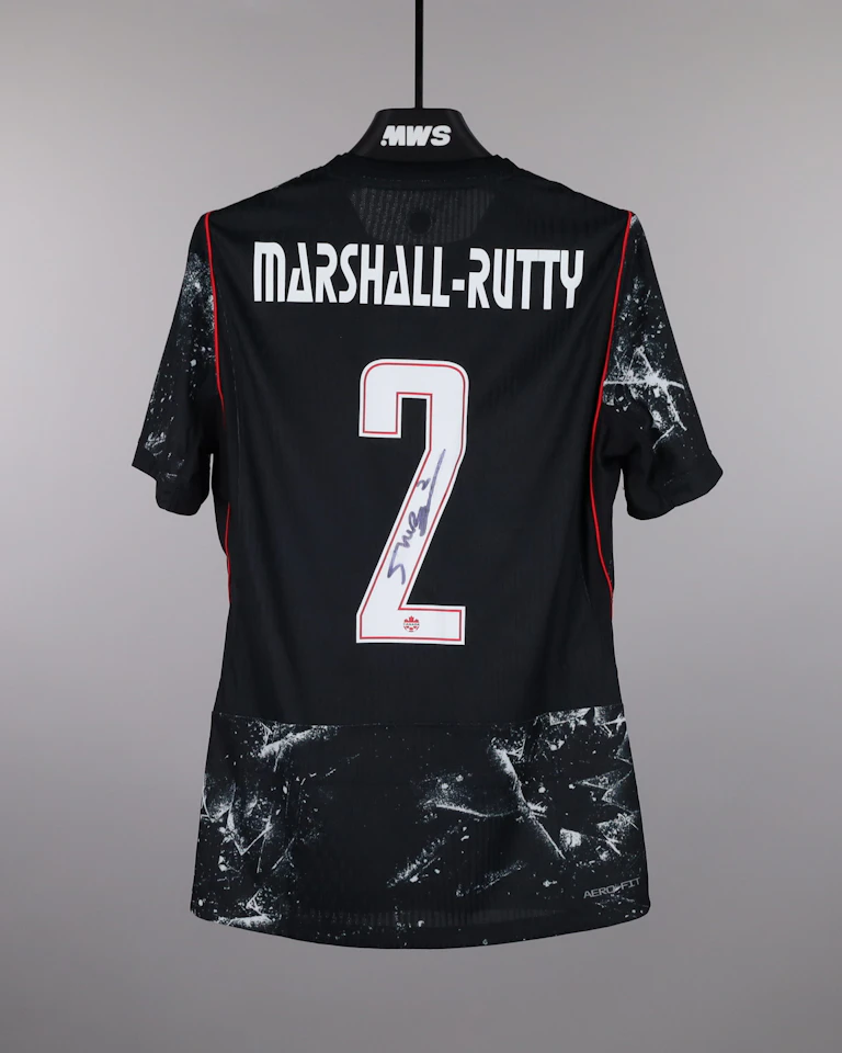 Jahkeele Marshall-Rutty Canada forması