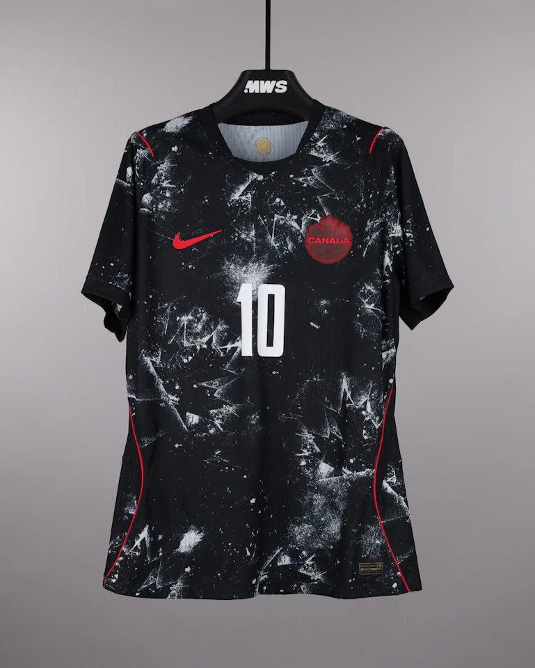 Canada 팀의 Junior Hoilett 셔츠