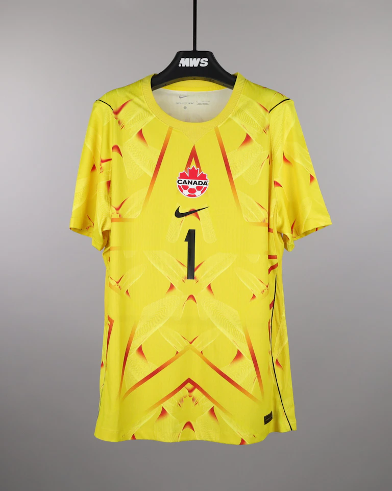 Canada 팀의 Dayne St Clair 셔츠