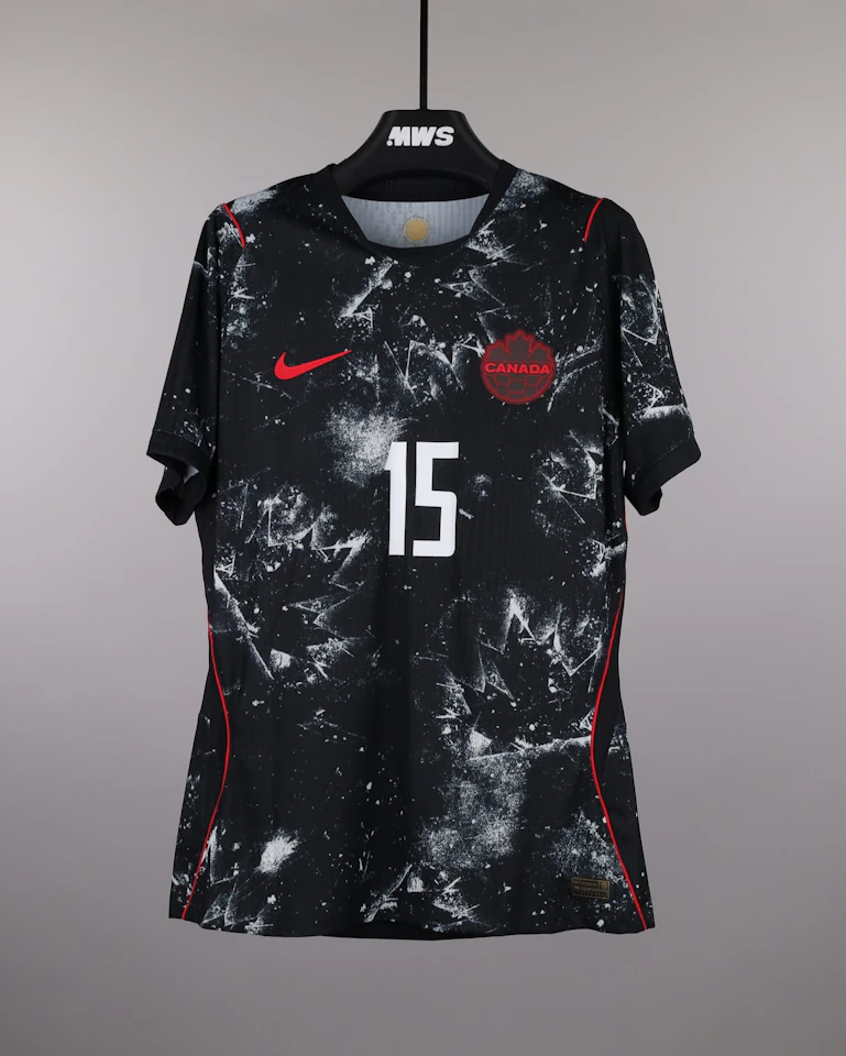 Camisola de Luc De Fougerolles, Canada