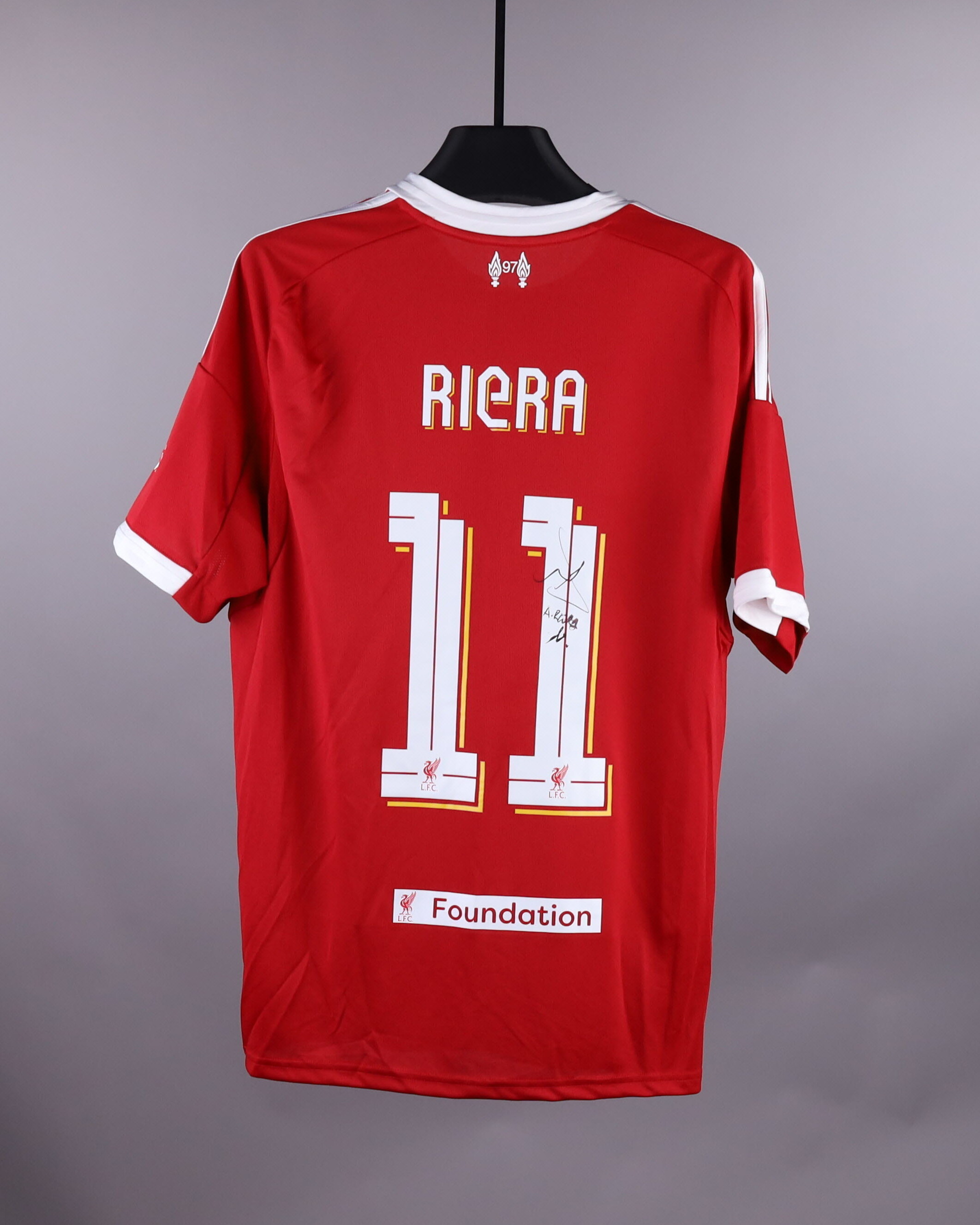 Albert Riera Liverpool jersey