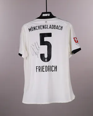 Borussia Mönchengladbach 팀의 Marvin Friedrich 셔츠