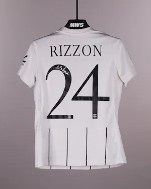 Giulia Rizzon Como Women のシャツ