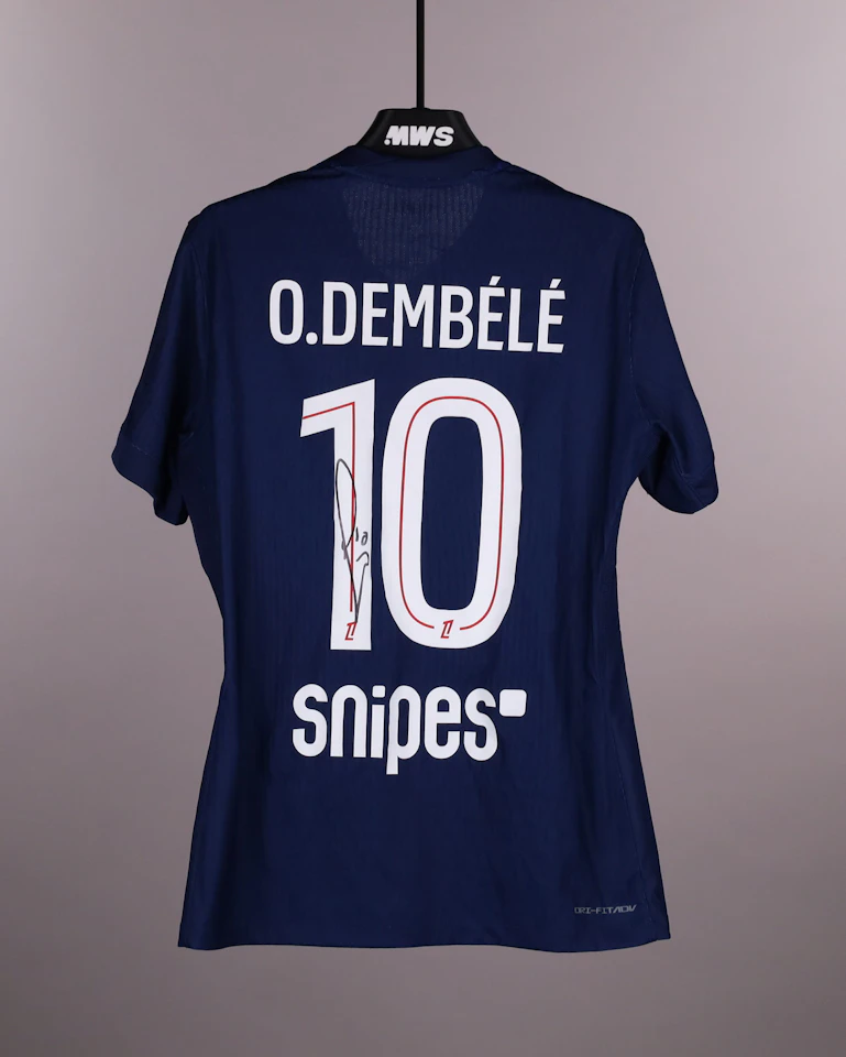 来自Paris Saint-Germain的Ousmane Dembélé球衣