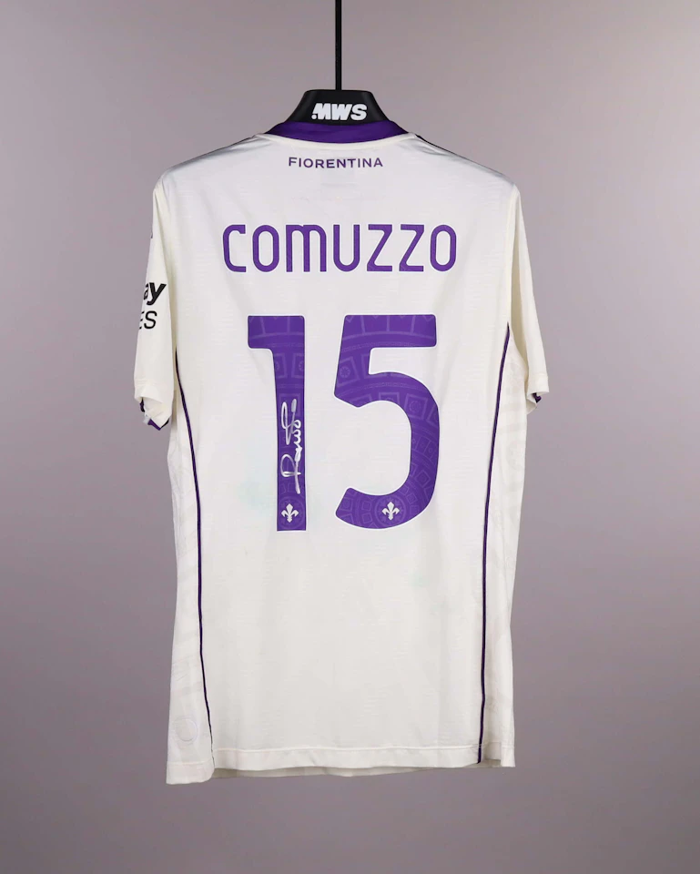 来自ACF Fiorentina的Pietro Comuzzo球衣