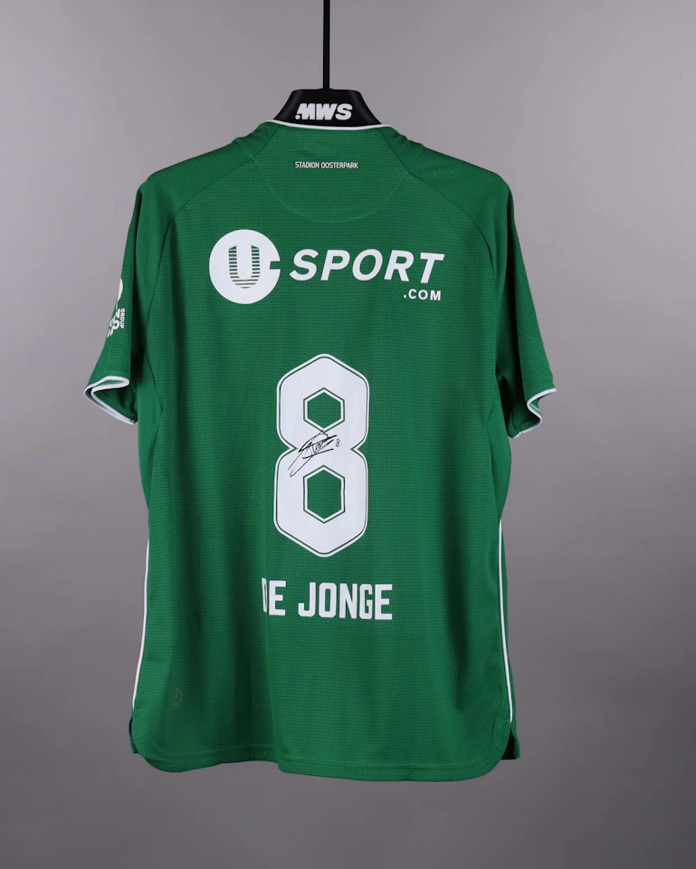 来自FC Groningen的T. de Jonge球衣