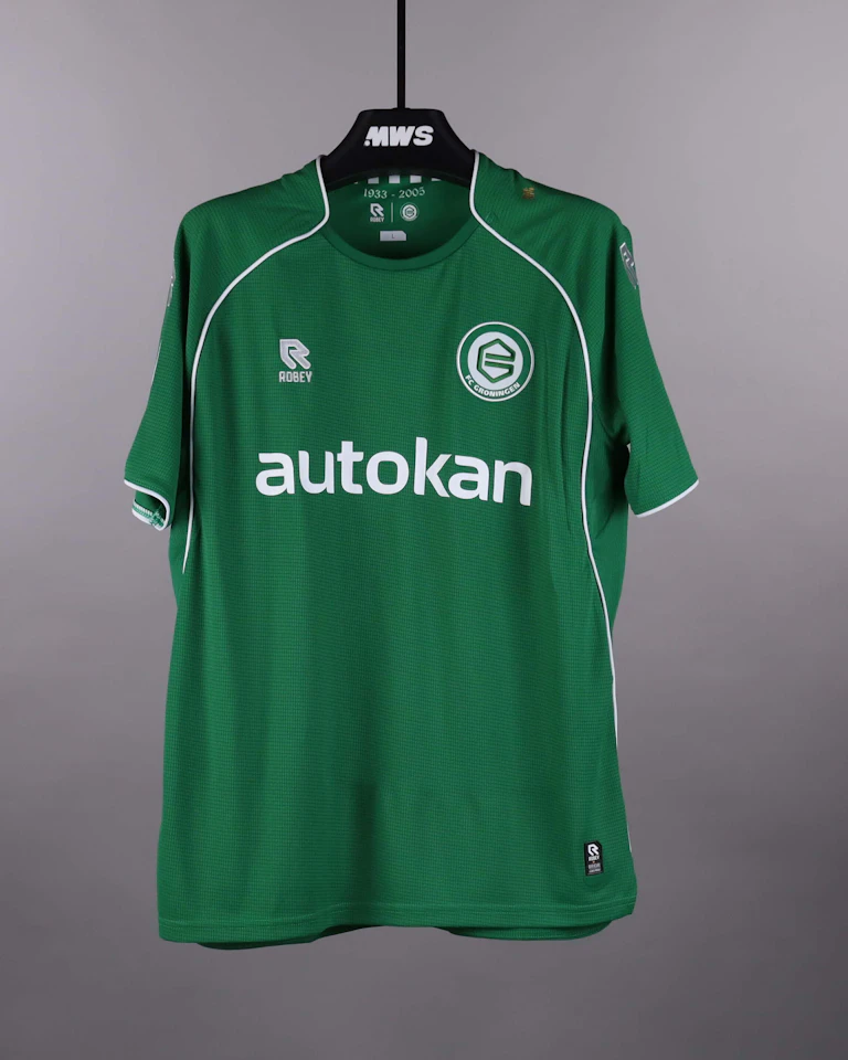 来自FC Groningen的T. de Jonge球衣