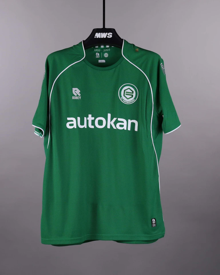 来自FC Groningen的T. de Jonge球衣