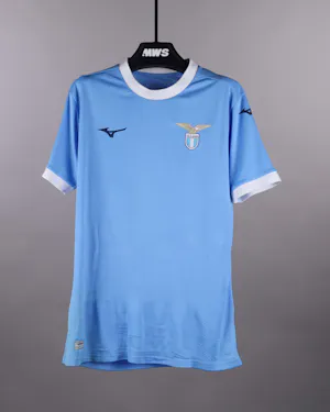 来自SS Lazio的Gustav Isaksen球衣