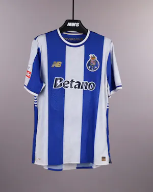 来自FC Porto的Victor Froholdt球衣