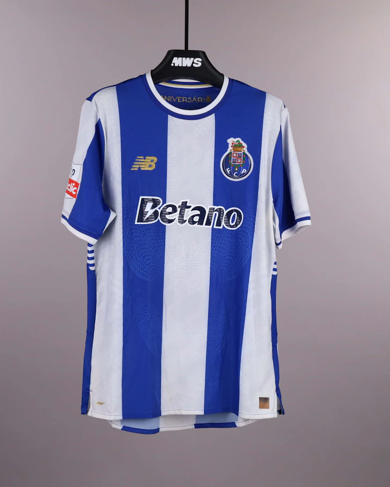 来自FC Porto的Victor Froholdt球衣