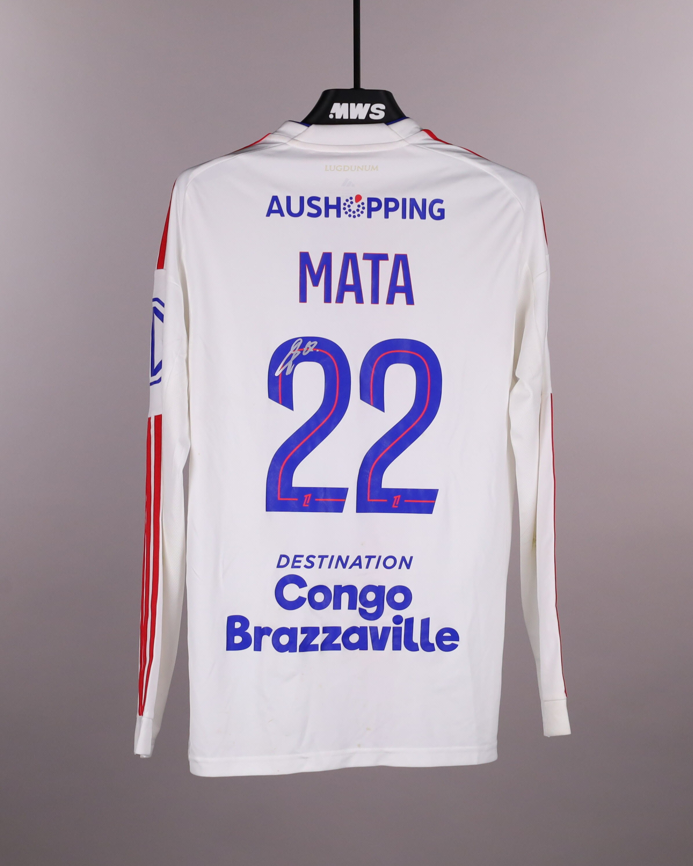 Clinton Mata Olympique Lyonnais shirt