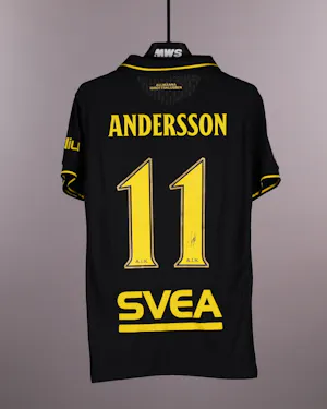 来自AIK的Victor Andersson球衣