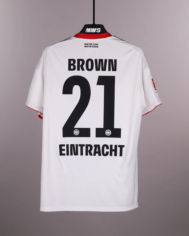 来自Eintracht Frankfurt的Nathaniel Brown球衣