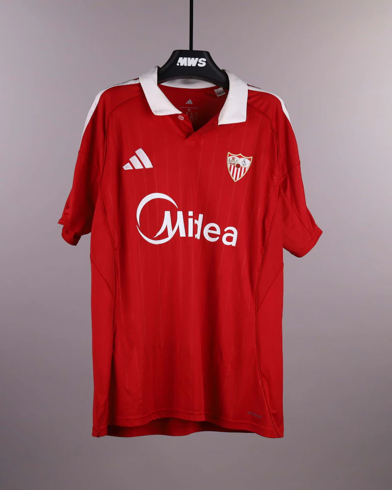 Shirt van Akor Jerome Adams Sevilla FC