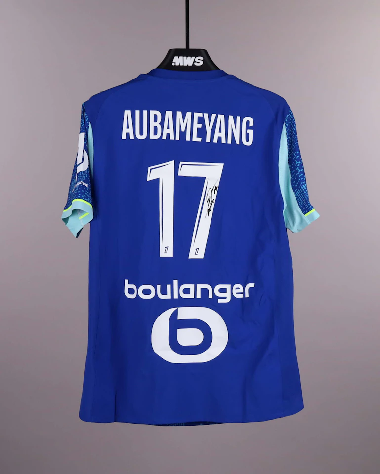 来自Olympique de Marseille的Pierre-Emerick Aubameyang球衣