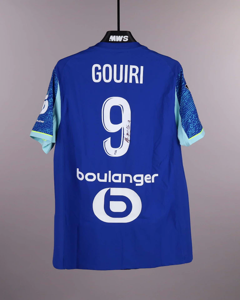 来自Olympique de Marseille的Amine Gouiri球衣