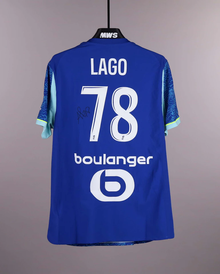 来自Olympique de Marseille的Ange Lago球衣
