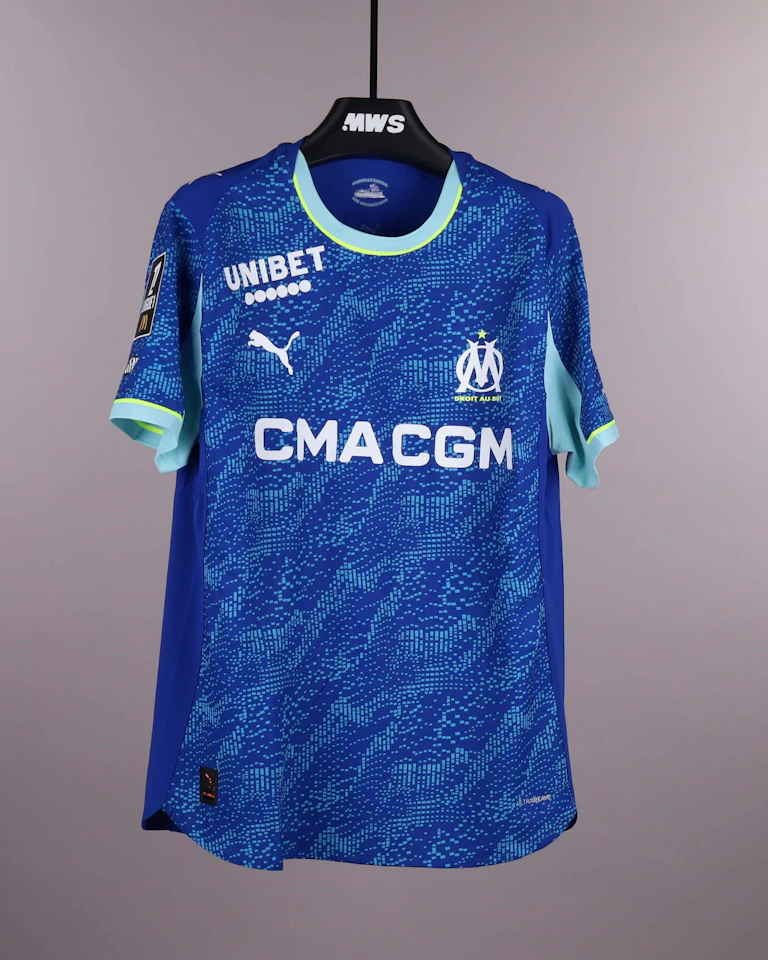 来自Olympique de Marseille的Ange Lago球衣