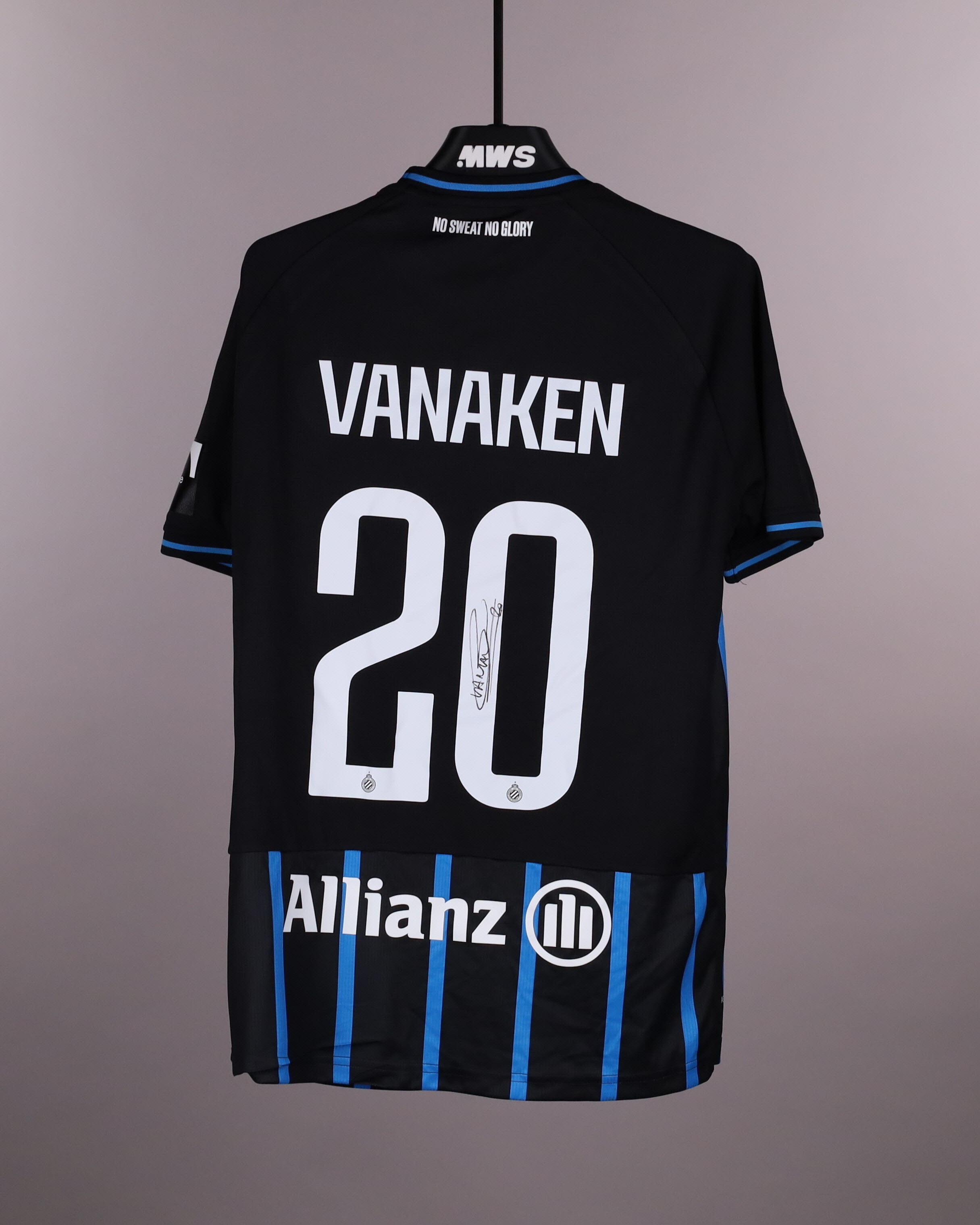 Hans Vanaken Club Brugge shirt