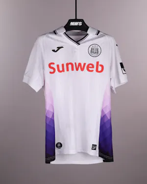 来自RSC Anderlecht的Moussa Diarra 球衣